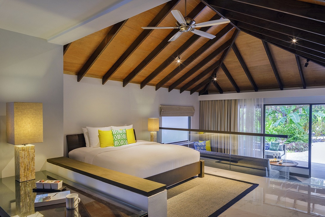 Velassaru_Deluxe_Villa_overview